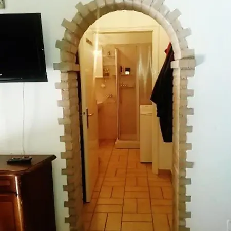 Parco Dei Castagni 아파트 몬테크레토