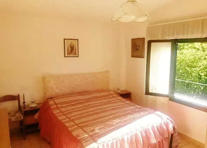 Parco Dei Castagni 몬테크레토